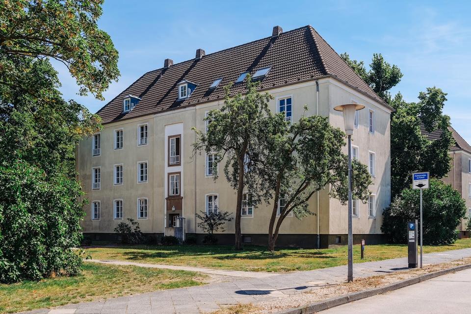 Thumbnail-Zentrale Altbauwohnung 2.OG rechts