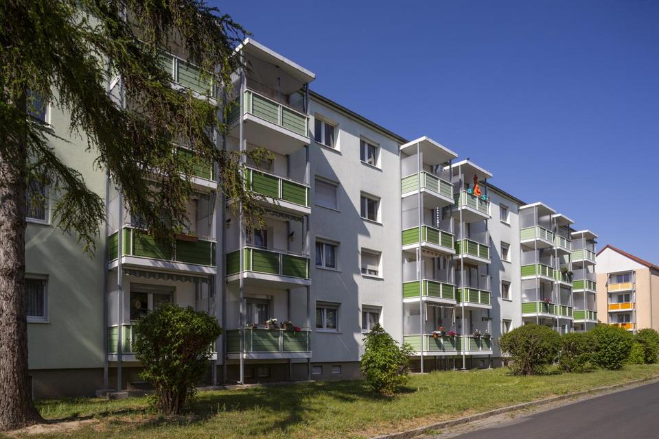 Thumbnail-Gröba: Schöne 3-RWE mit Balkon