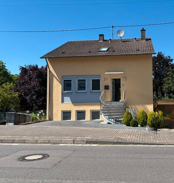 Thumbnail-Bous- Gepflegtes Einfamilienhaus mit Einliegerwohnung- von privat
