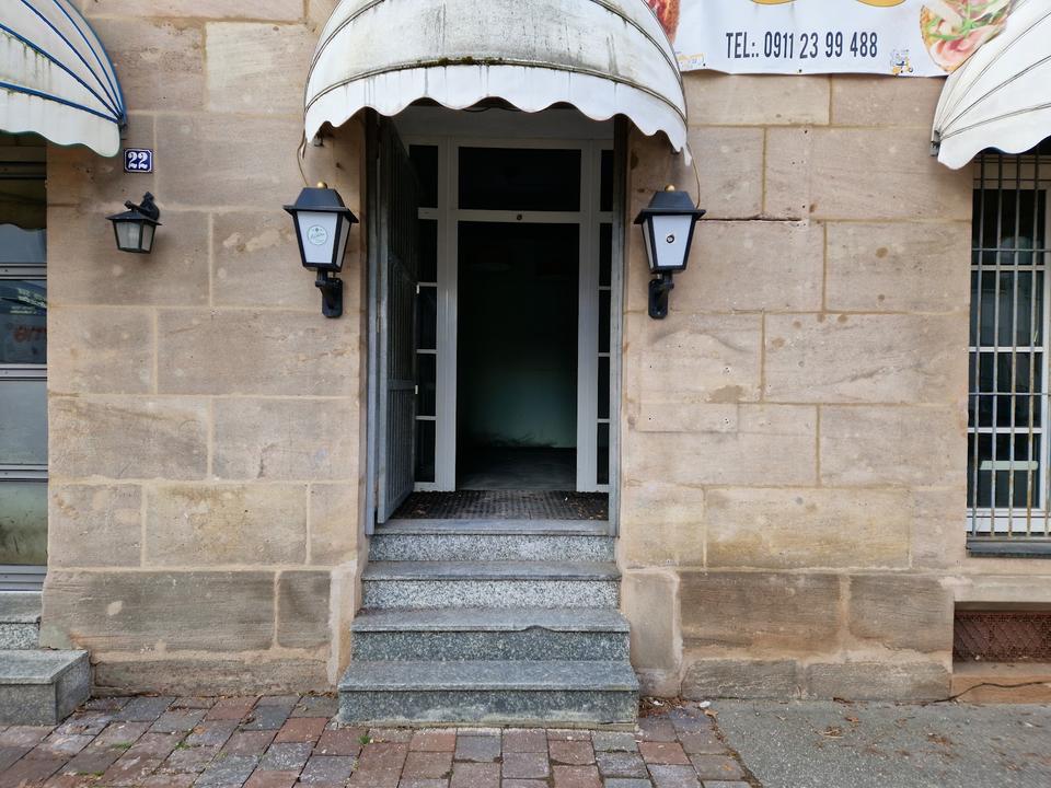 Thumbnail-Fürth-Südstadt: Praktische, für den Imbissbetrieb geeignete Fläche