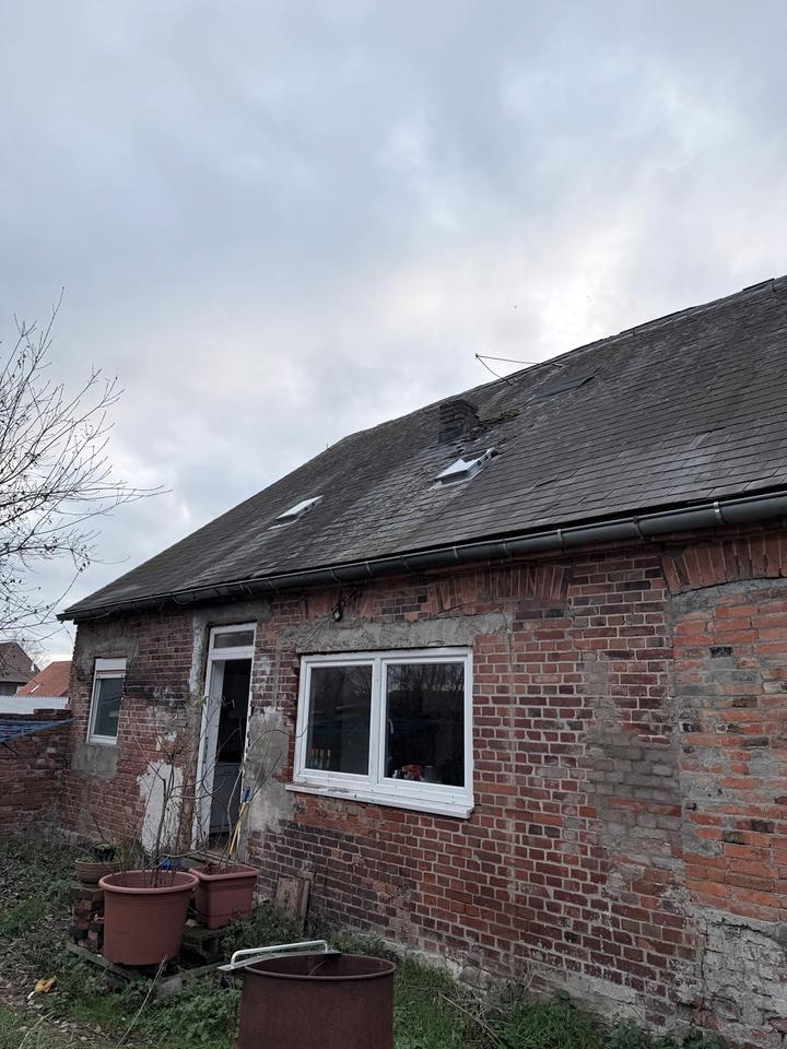 Thumbnail-Haus mit Grundstück sanierungsbedürftig Abrissobjekt