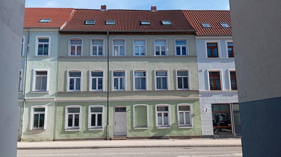 Thumbnail-Schwerin City 1,5 Zi EG Wohnung 45 qm Wannenbad mit Fenster - EBK