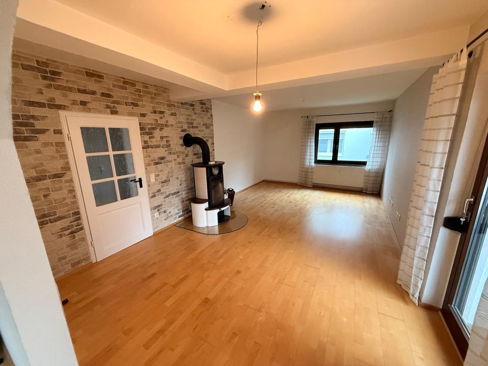 Thumbnail-Haus Wohnung hochwertige Haushälfte mit Terrasse Garten+ Garage