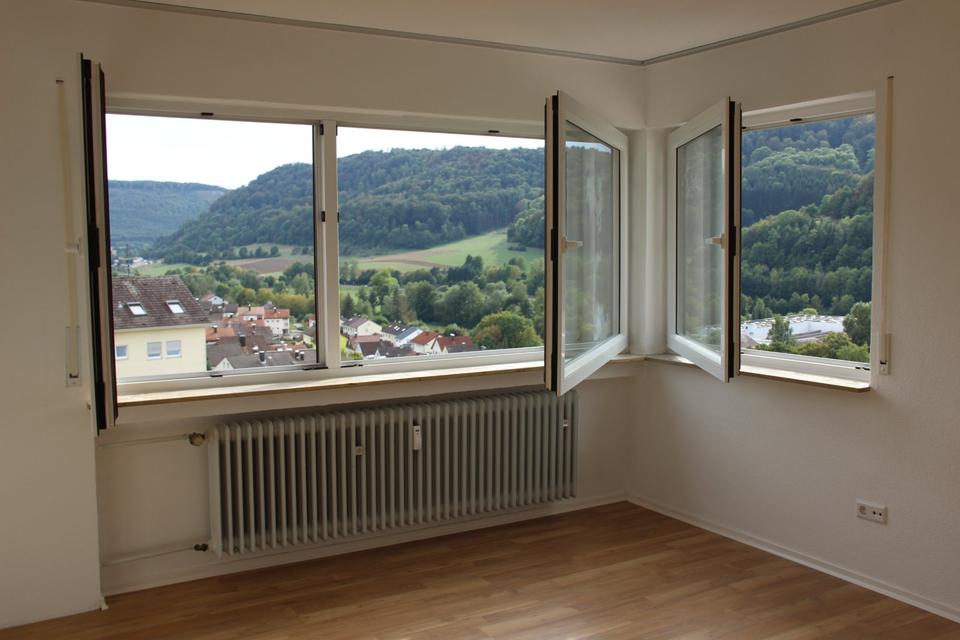 Thumbnail-PROVISIONSFREI & SOFORT FREI: Helle 3,5-Zi.-Wohnung, Unterkochen