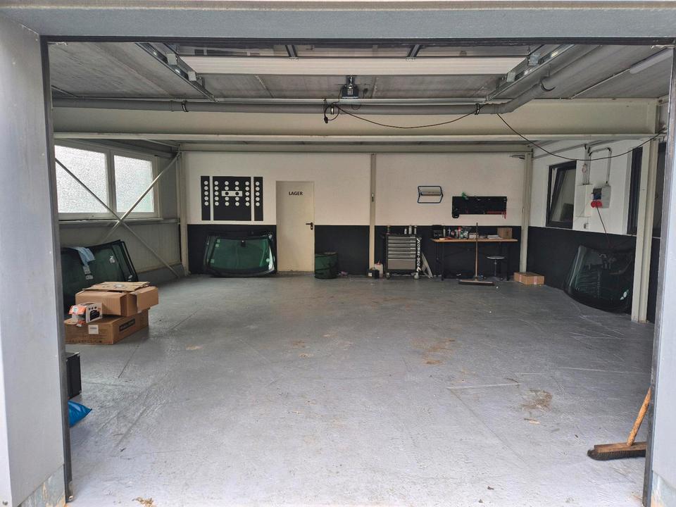 Thumbnail-Gewerbehalle 71m² | 2 Räume + WC | 6 Stellplätze elektr. Rolltor