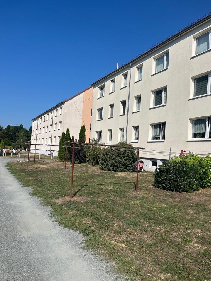 Thumbnail-4-Raum-Wohnung in Ivenack zu vermieten