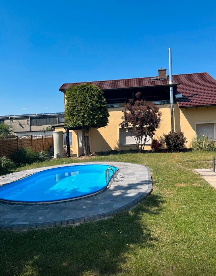 Thumbnail-Freistehendes Einfamilienhaus