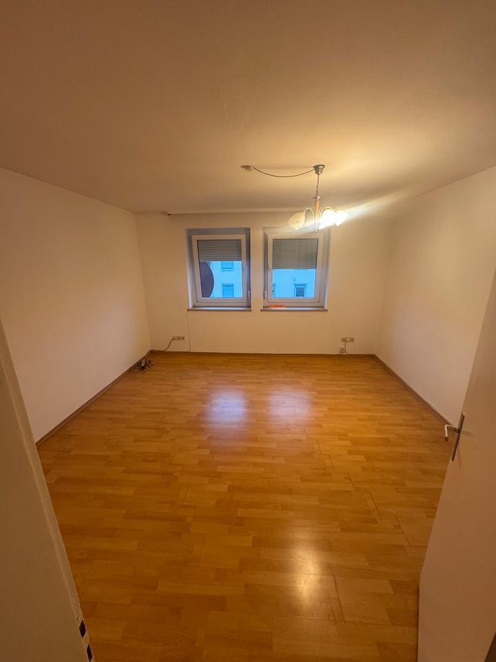 Thumbnail-3-Zimmer-Wohnung mit Einbauküche & Gartenmitbenutzung – 56 m²