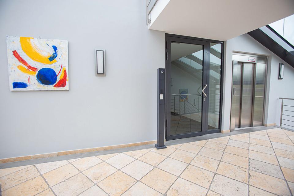 Thumbnail-Top-Bürofläche mit Loggia und Erweiterungspotential in bester Lage