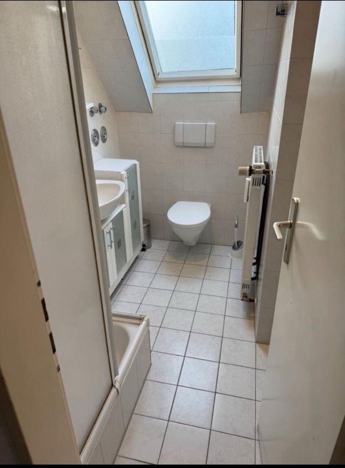 Thumbnail-1-Zimmer-Dachgeschosswohnung in München