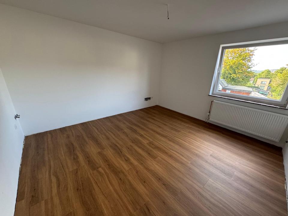 Thumbnail-Frisch sanierte 1 Zimmer Eigentumswohnung in zentraler Lage