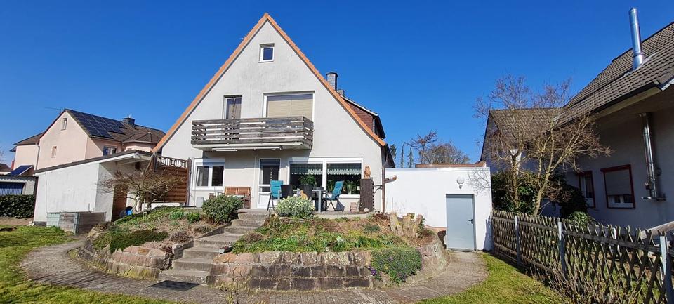 Thumbnail-Mehr-Generationen- oder Zwei-Familienhaus in Espenau-Mönchehof