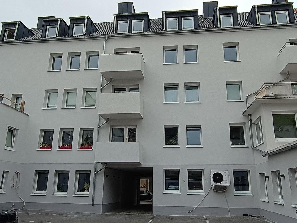 Thumbnail-Klinikviertel: Wohnung mit über 100qm und Balkon in energetisch saniertem Haus