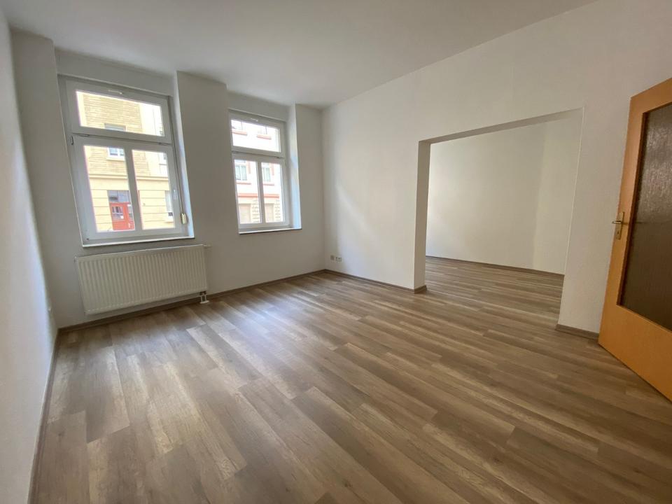 Thumbnail-Schöne 1,5 Raum-Wohnung mit Balkon im EG