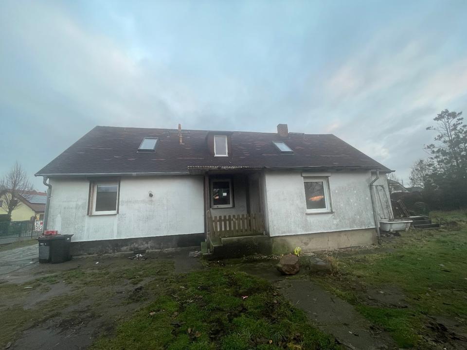 Thumbnail-Wohnhaus renovierungsbedürftig mit großem Garten. Kaltmiete