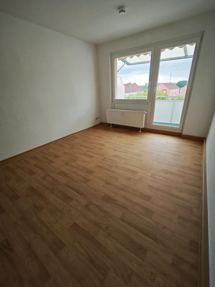 Thumbnail-schöne 4-Raumwohnung mit Badewanne und Balkon