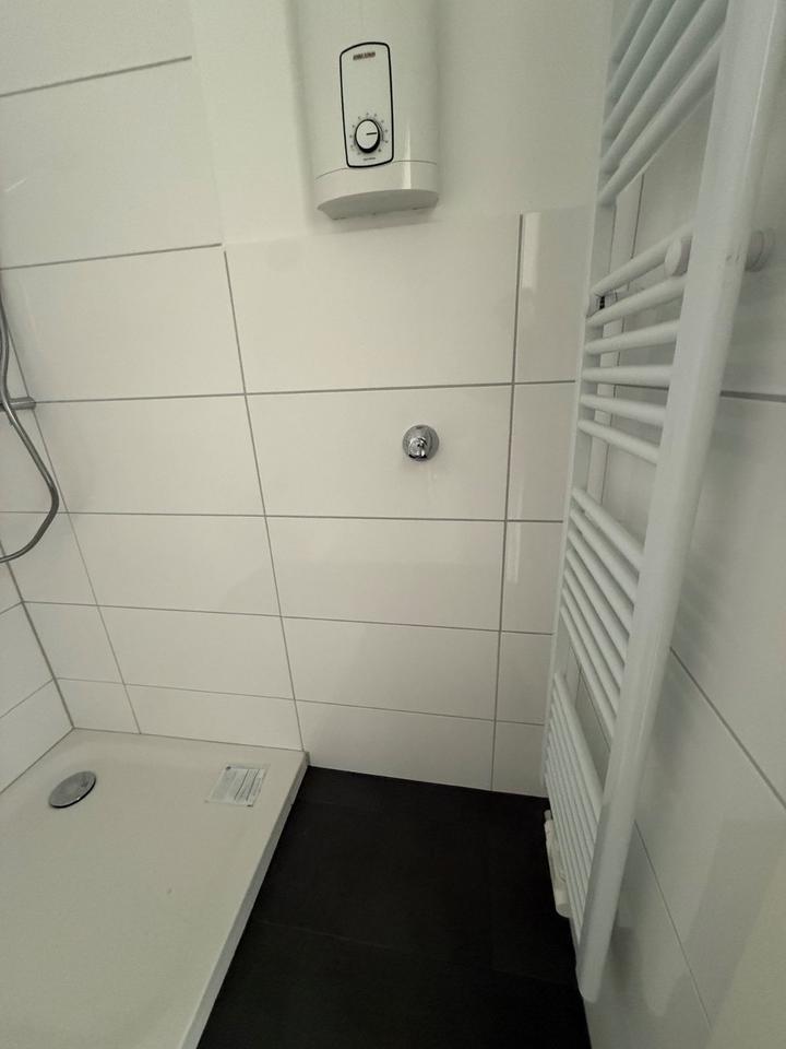 Thumbnail-Frisch Sanierte 2 Zimmer-Wohnung mit Balkon