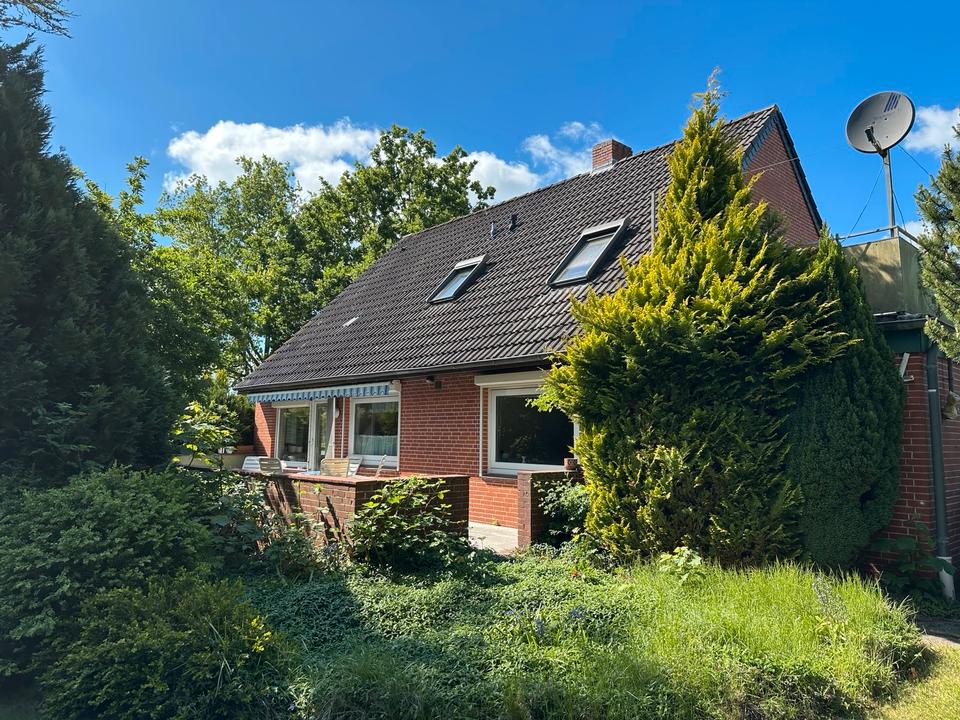 Thumbnail-Provisionsfrei- Schönes EFH in Bahnhofs-und Zentrumsnähe