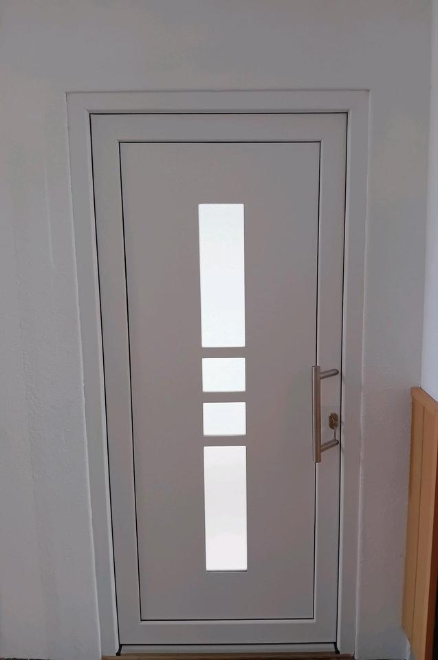 Thumbnail-1-Raum-Whg zu Vermieten in OelsnitzV.