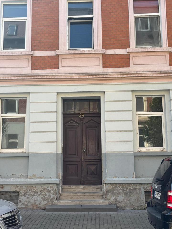 Thumbnail-2-Zi-Whg. entkernt & bereit für Sanierung | ca.8 % Rendite mögl.