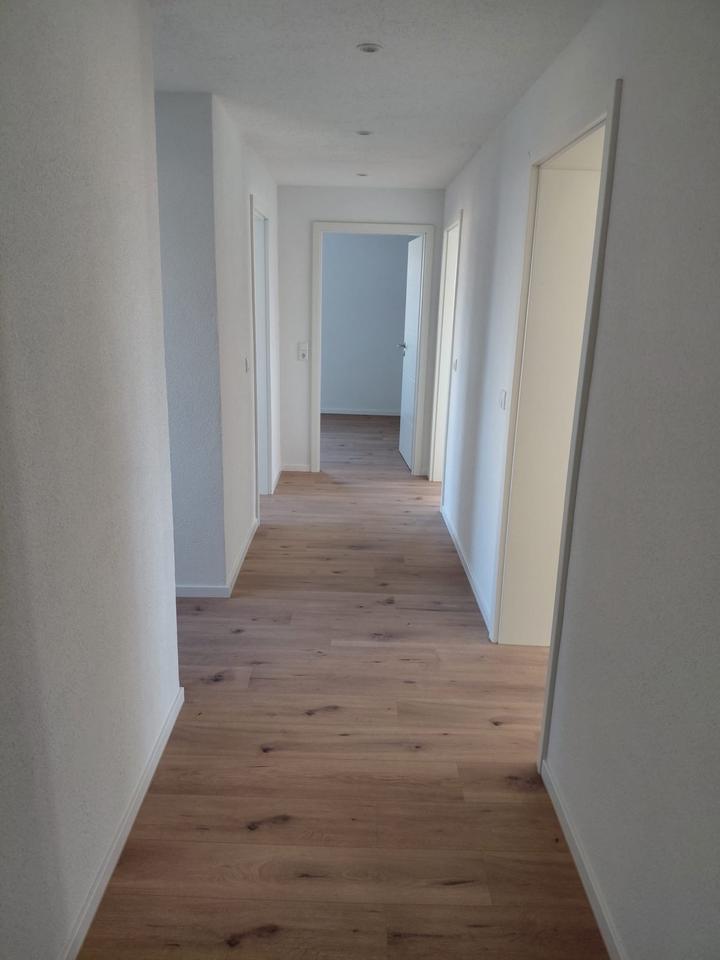 Thumbnail-Kernsanierte 4 Zimmer Wohnung zu verkaufe. Ohne Makler