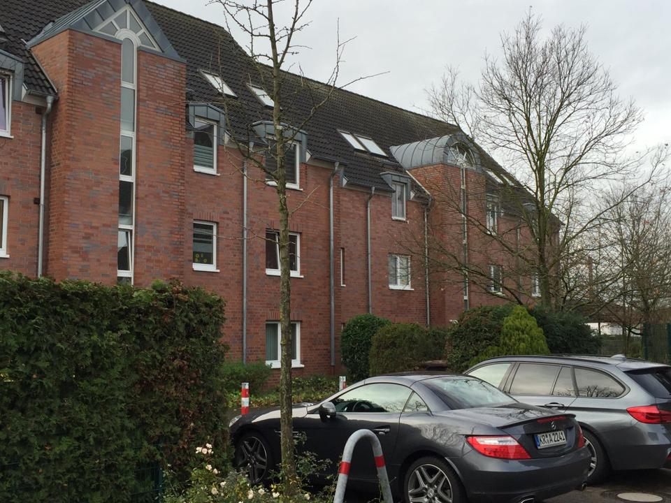 Thumbnail-Sonnige, wunderschöne 2 Zimmer DG - Mit Balkon & Grünblick