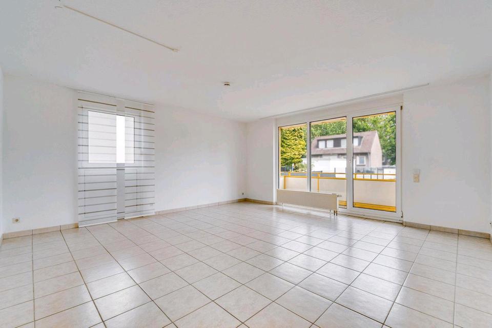 Thumbnail-RE-Hillen: 2 Zimmer Wohnung mit Balkon 64m2, EBK. EG