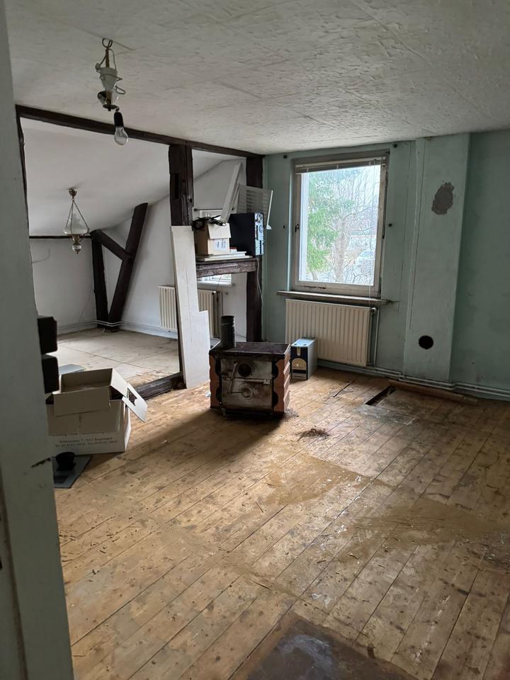 Thumbnail-Wohnung und Gewerberaum zum selbst sanieren
