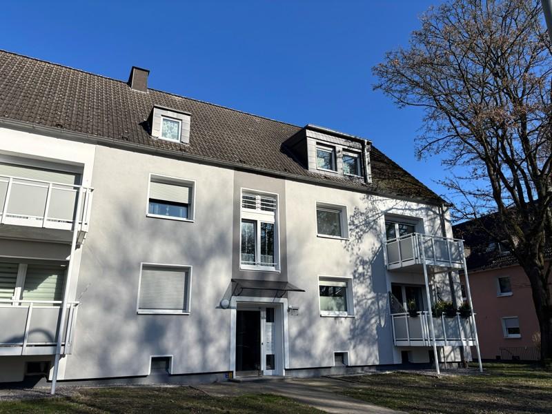 Thumbnail-Bezusgfertige 3-Zimmer Wohnung in frisch modernisiertem Gebäude in bevorzugter Lage