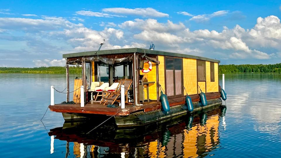 Thumbnail-Hausboot mieten in Brandenburg Heidesee - Urlaub auf dem Wasser