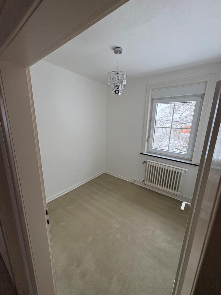 Thumbnail-Sanierte 5-Zimmerwohnung im OGDG m. Balkon, Dassel-Einbeck