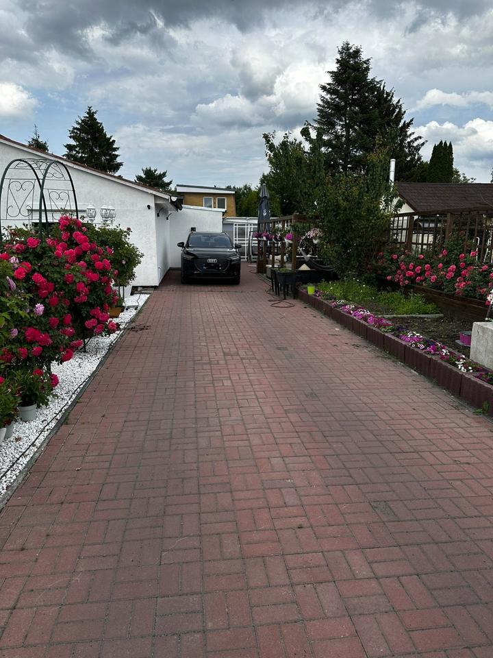 Thumbnail-Schönes Einfamilienhaus mit großen, gepflegtem Garten