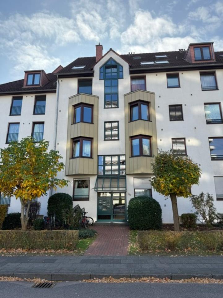 Thumbnail-Helle 3-Zimmer Wohnung mit Balkon in Refrath von Privat