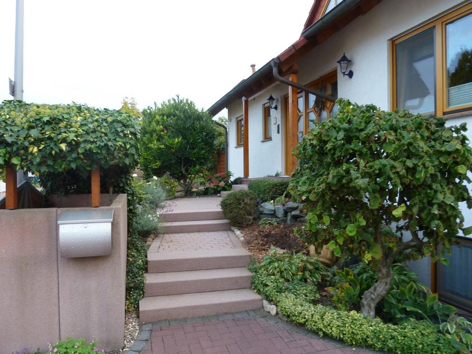 Thumbnail-Einfamilienhaus mit Einliegerwohnung