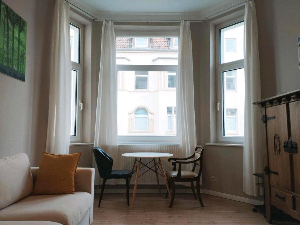 Thumbnail-Exklusive 2-Zimmer-Altbauwohnung möbliert