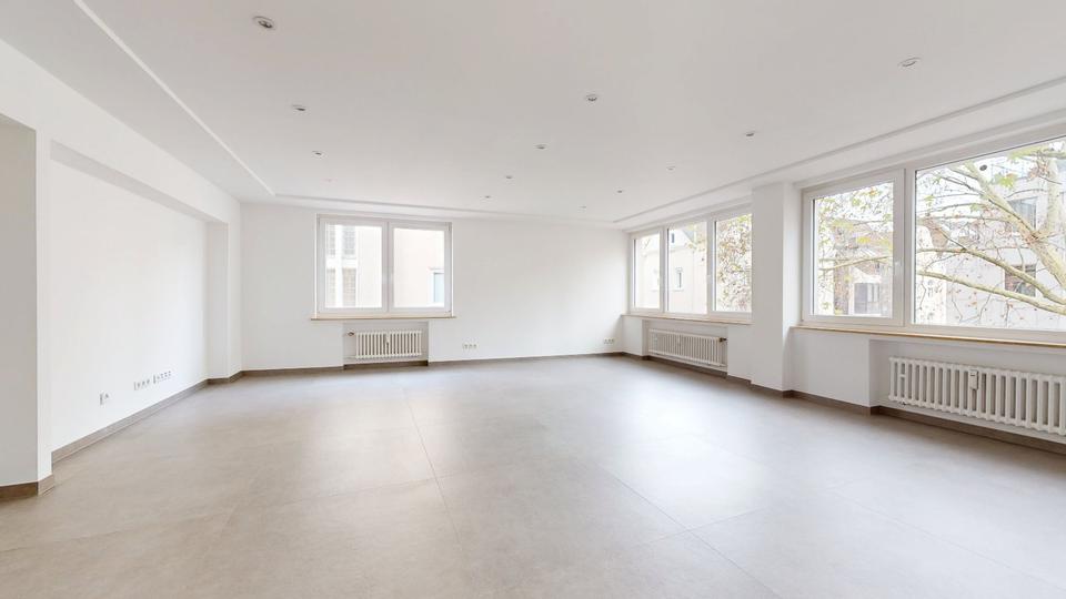 Thumbnail-Attraktive, frisch renovierte 4-Zimmer-Wohnung in zentraler Lage