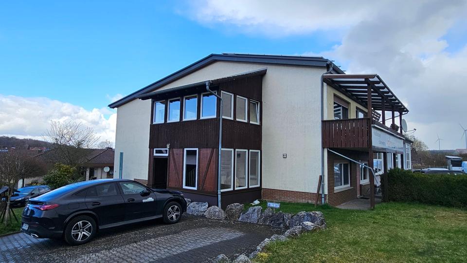 Thumbnail-Stilvoll modernisierte 2ZKBB Wohnung mit Kamin, Terrasse.....