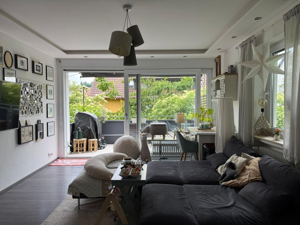 Thumbnail-Moderne 3,5 Zimmerwohnung in Stuttgart-Untertürkheim (Luginsland)