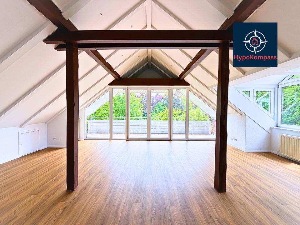 Thumbnail-Einzigartige, sanierte 119m² Obergeschosswohnung mit Balkon