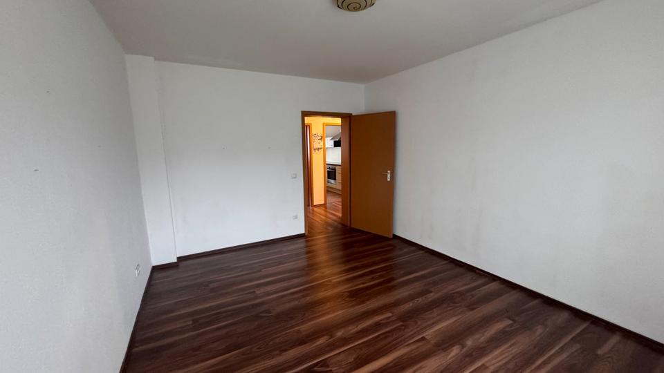 Thumbnail-***Gepflegte 3-Zimmer Wohnung mit Gartenanteil***