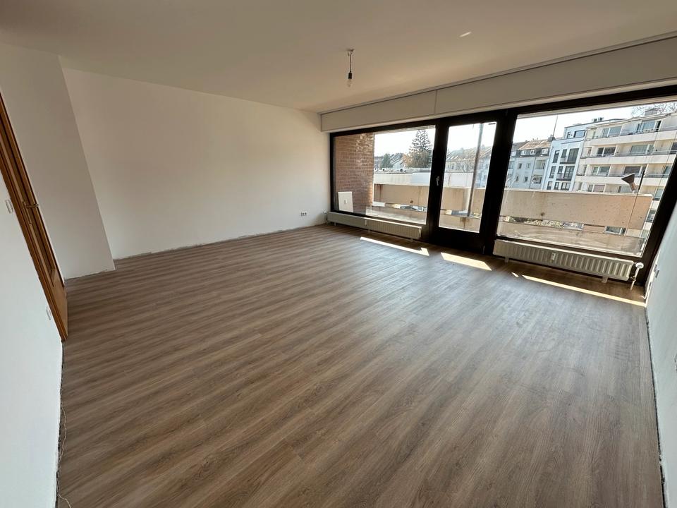 Thumbnail-Erstbezug nach Sanierung einer 68qm 2 Zimmer Wohnung mit Balkon