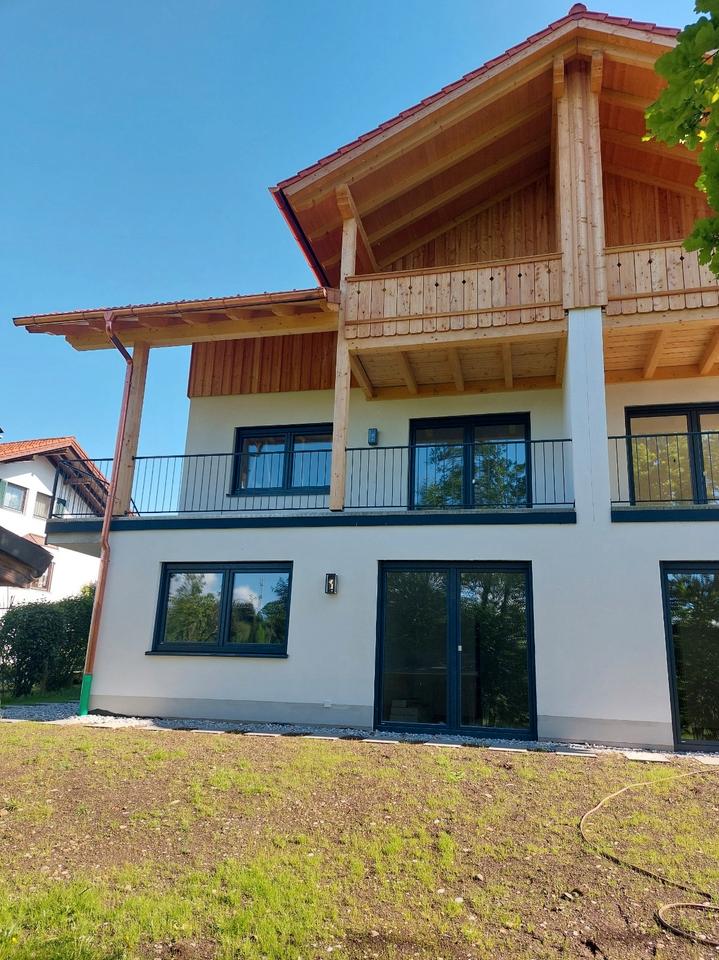 Thumbnail-Vermiete Neubau Doppelhaushälfte-Wohnung EG OG Huglfing
