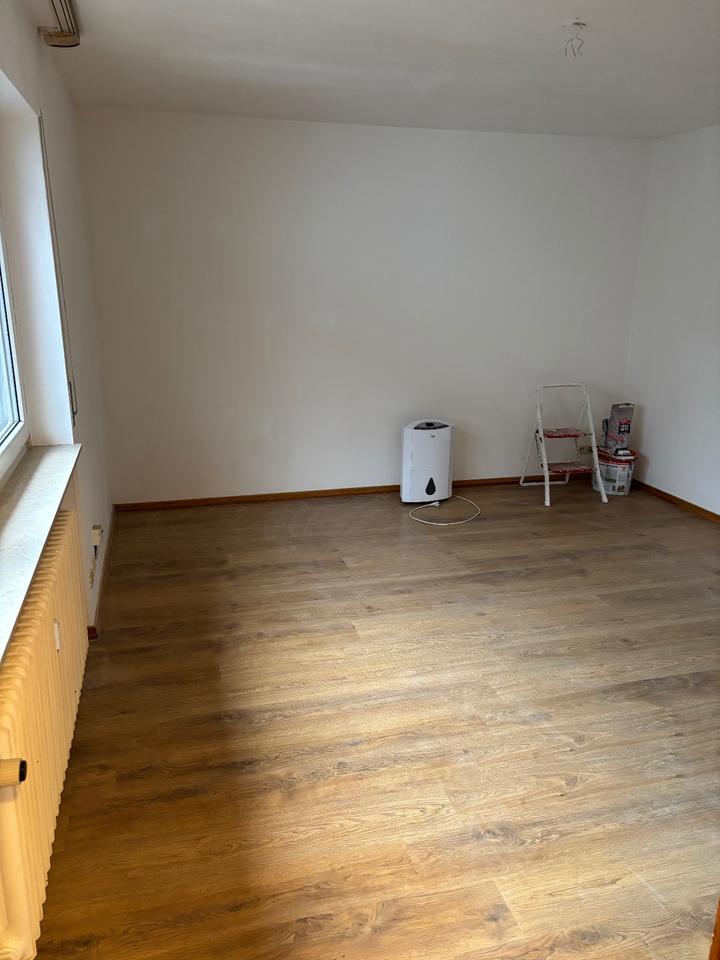Thumbnail-Moderne 1-Zimmer-Wohnung mit kernsanierten Bad in Frankfurt
