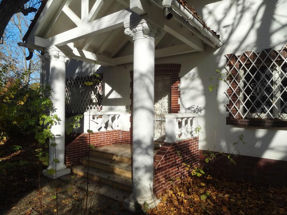 Thumbnail-Haus am Park Frankfurt-Sossenheim 2300qm Grundst,14Z,450 qm Nutzf