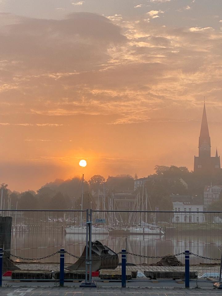 Thumbnail-Möbliert mieten auf Zeit direkt am Hafen