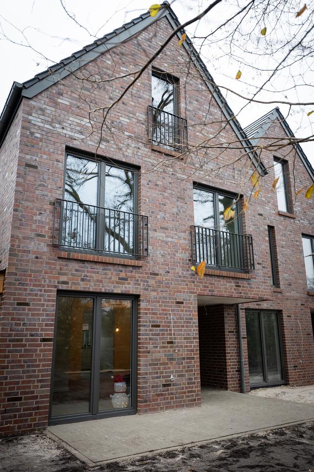 Thumbnail-01.03.2026 Modernes, gemütliches Reihenmittelhaus vor Oldenburg - KfW 40 Standard, Garten, 6 Zimmer