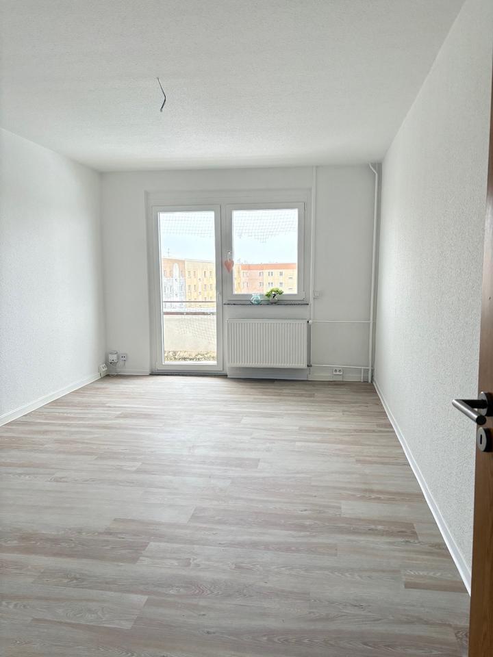 Thumbnail-ERSTBEZUG 3-Raum-Wohnung mit Aufzug barrierearm