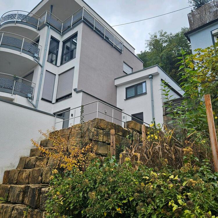 Thumbnail-Mettlach 130qm über 2 Etagen m. Balkon u. Garten, 1600 kaltVB.