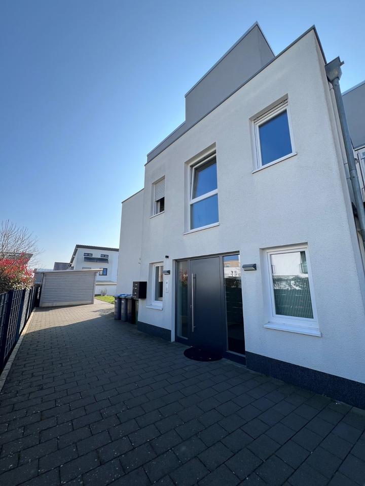 Thumbnail-Modernes Mehrfamilienhaus mit 4-Wohnungen in Soest (Ardey)