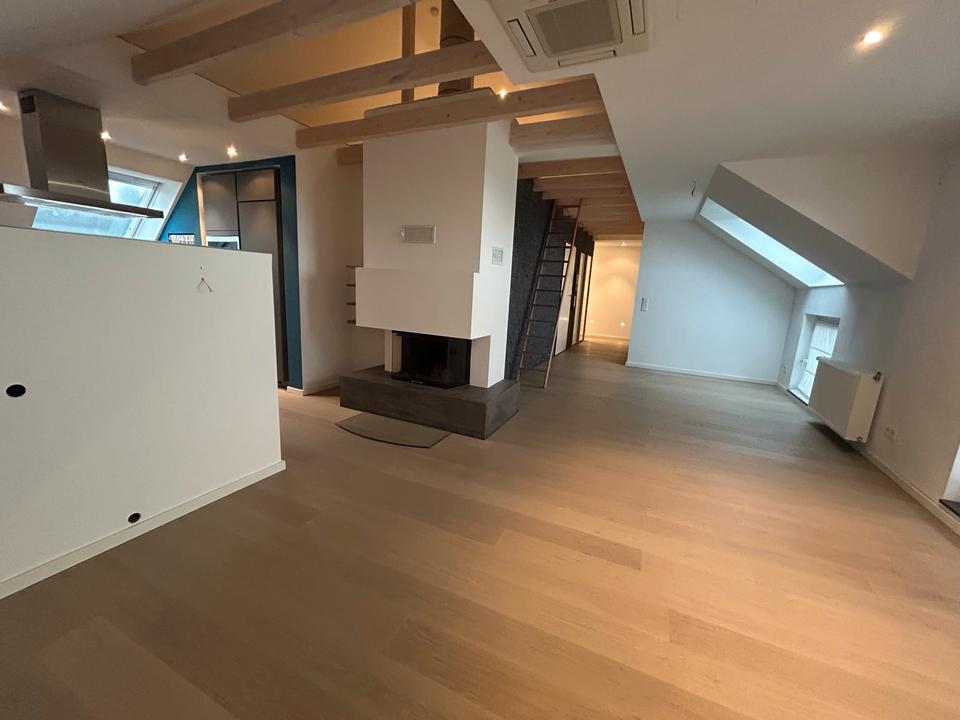 Thumbnail-Stilvolle Wohnung mit Galerie, Klima, Kamin, Küche